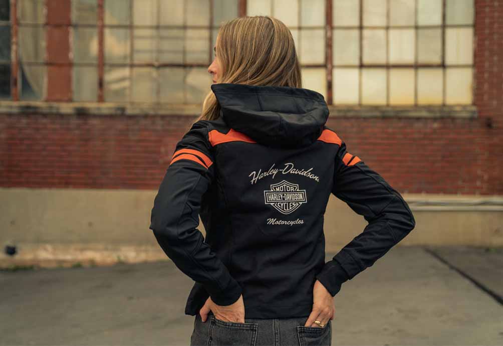 Women's apparel beauty shot