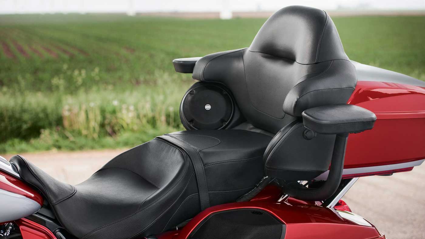 pasenger seat on motorcycle